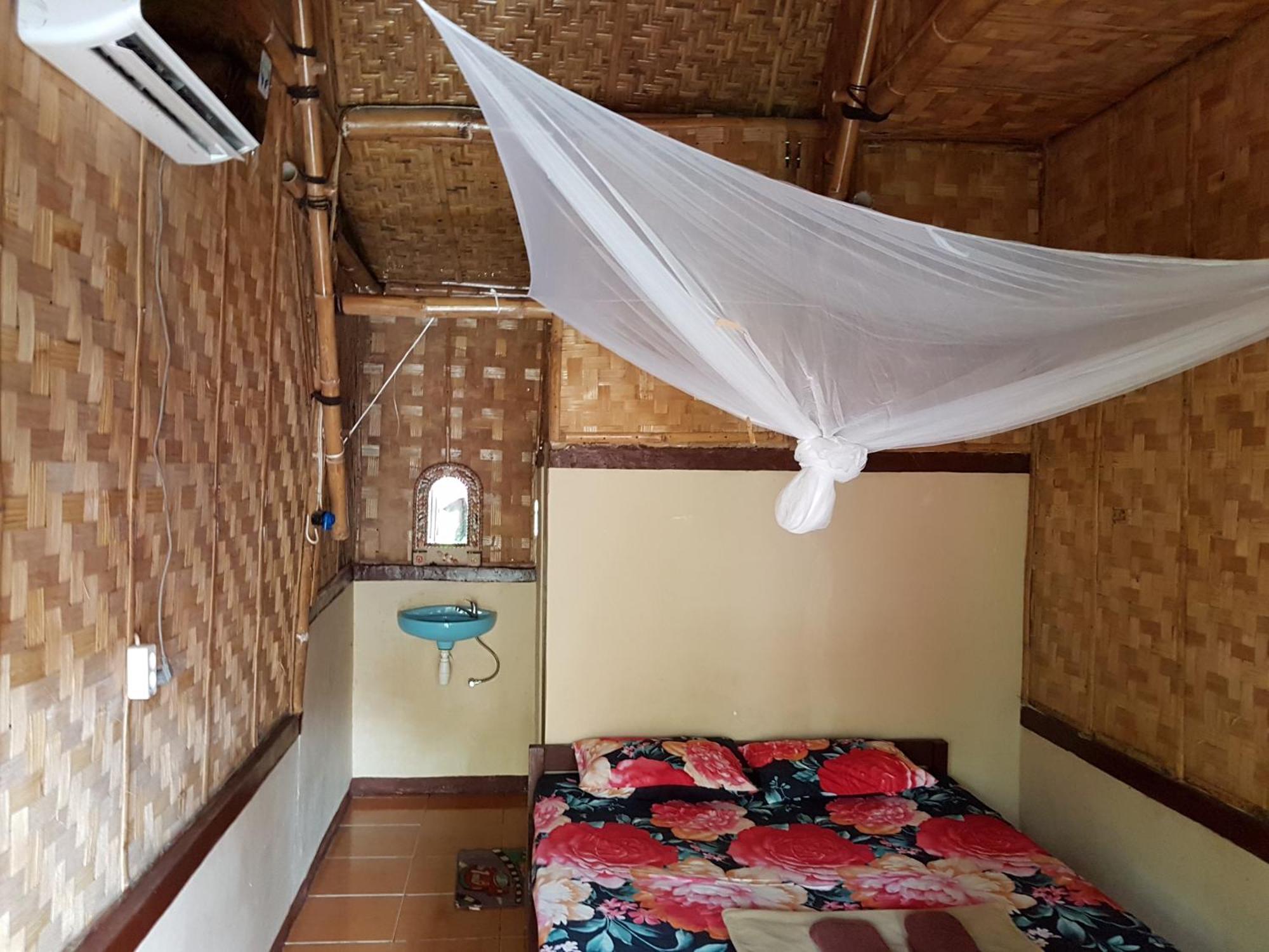 Red Island Bungalows Pasanggaran Zimmer foto