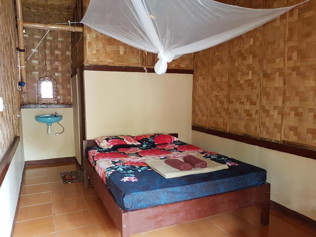 Red Island Bungalows Pasanggaran Zimmer foto